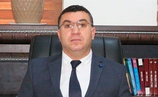 Eski İlçe Milli Eğitim Müdürü intihara sürüklendi!