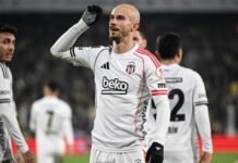 KARTAL KADIKÖY’DE KANATLANDI