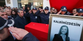 MANİSA, BAŞKANINI UĞURLADI