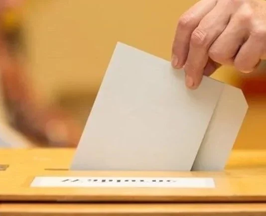 SON ANKET SONUÇLARI YAYINLANDI: CHP 1. SIRAYI KAPTIRMADI