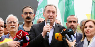 DEM PARTİLİ BAKIRHAN YAŞAM NÖBETİNİ ZİYARET ETTİ