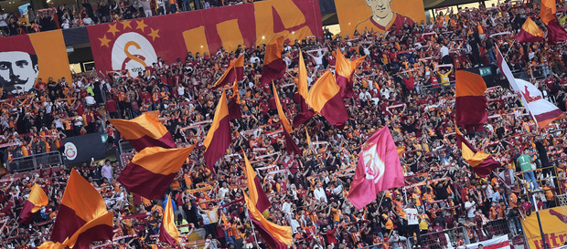 GALATASARAY TARAFTARI GÖRSELİ