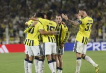 FENERBAHÇE 2-0’IN RÖVANŞINDA TUR İÇİN SAHAYA ÇIKIYOR FENERBAHÇE GOL SEVİNCİ