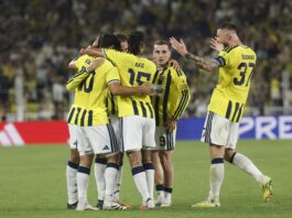 FENERBAHÇE 2-0’IN RÖVANŞINDA TUR İÇİN SAHAYA ÇIKIYOR FENERBAHÇE GOL SEVİNCİ